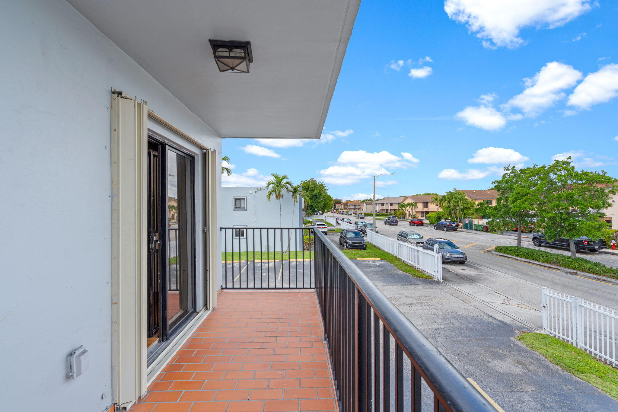 1340 West 41st Street, Unit 101 Hialeah, FL 33012 - Photo 27 of 41 30-web-or-mls-30