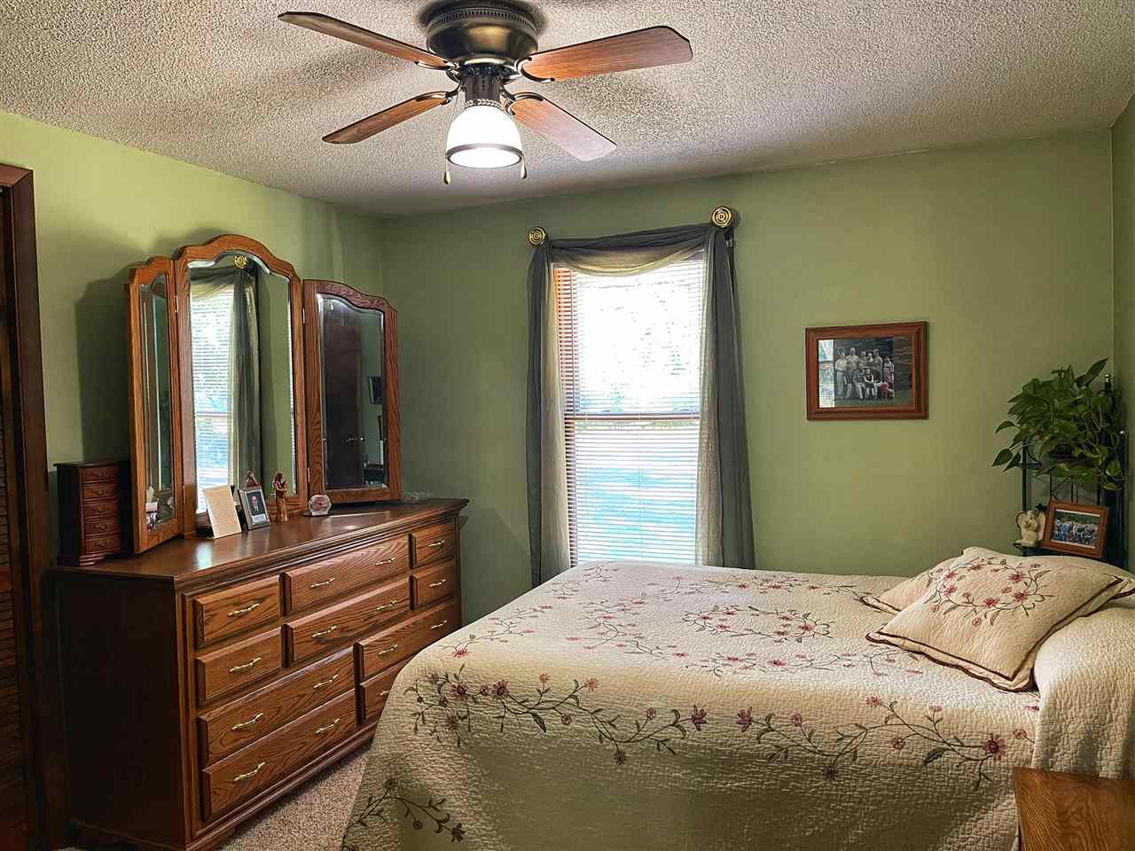5578 West River Road Weidman, MI 48893 - Photo 6 of 13 1888771-5.JPG