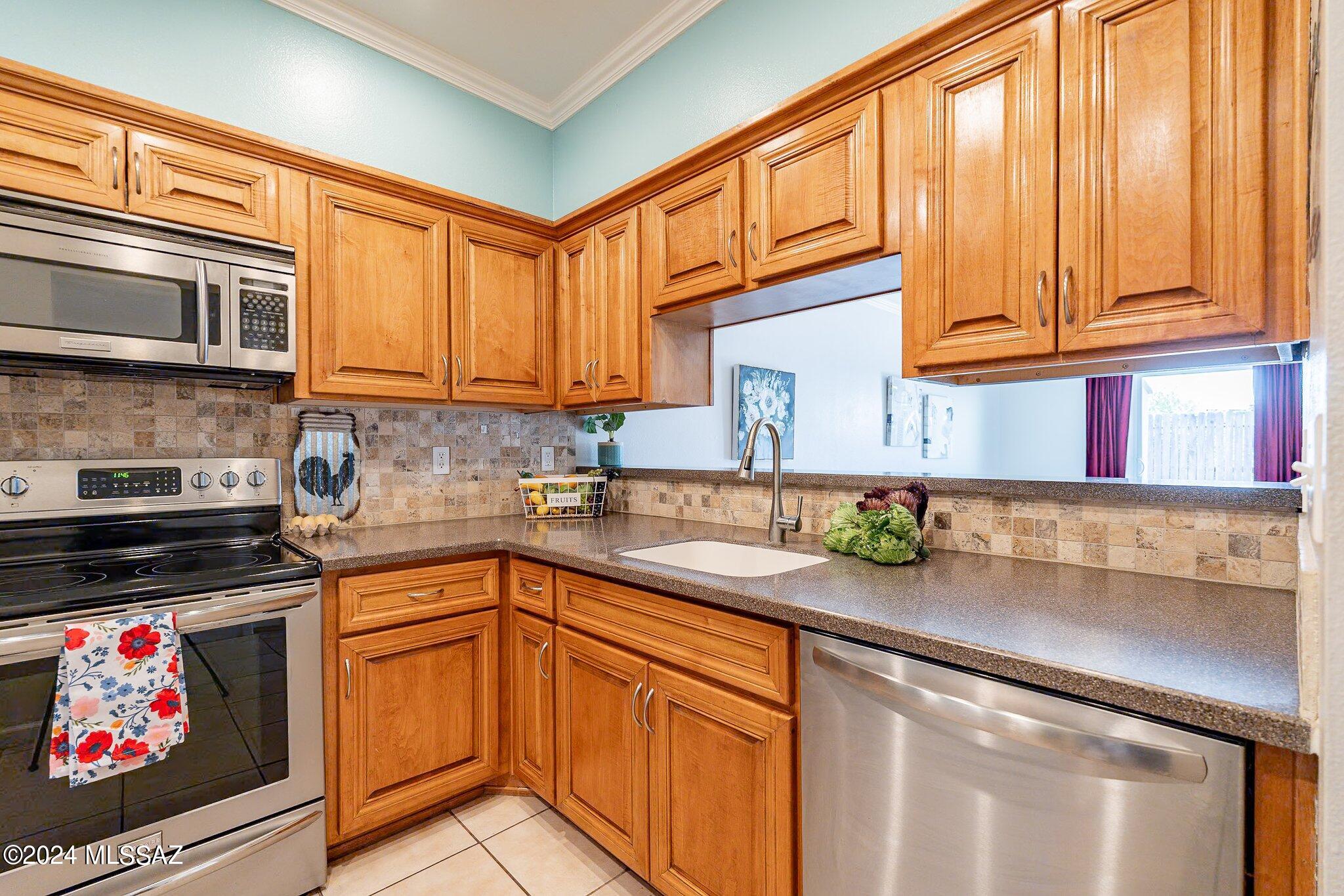 902 South Pantano Road Tucson, AZ 85710 - Photo 10 of 28 Gallery Image 10