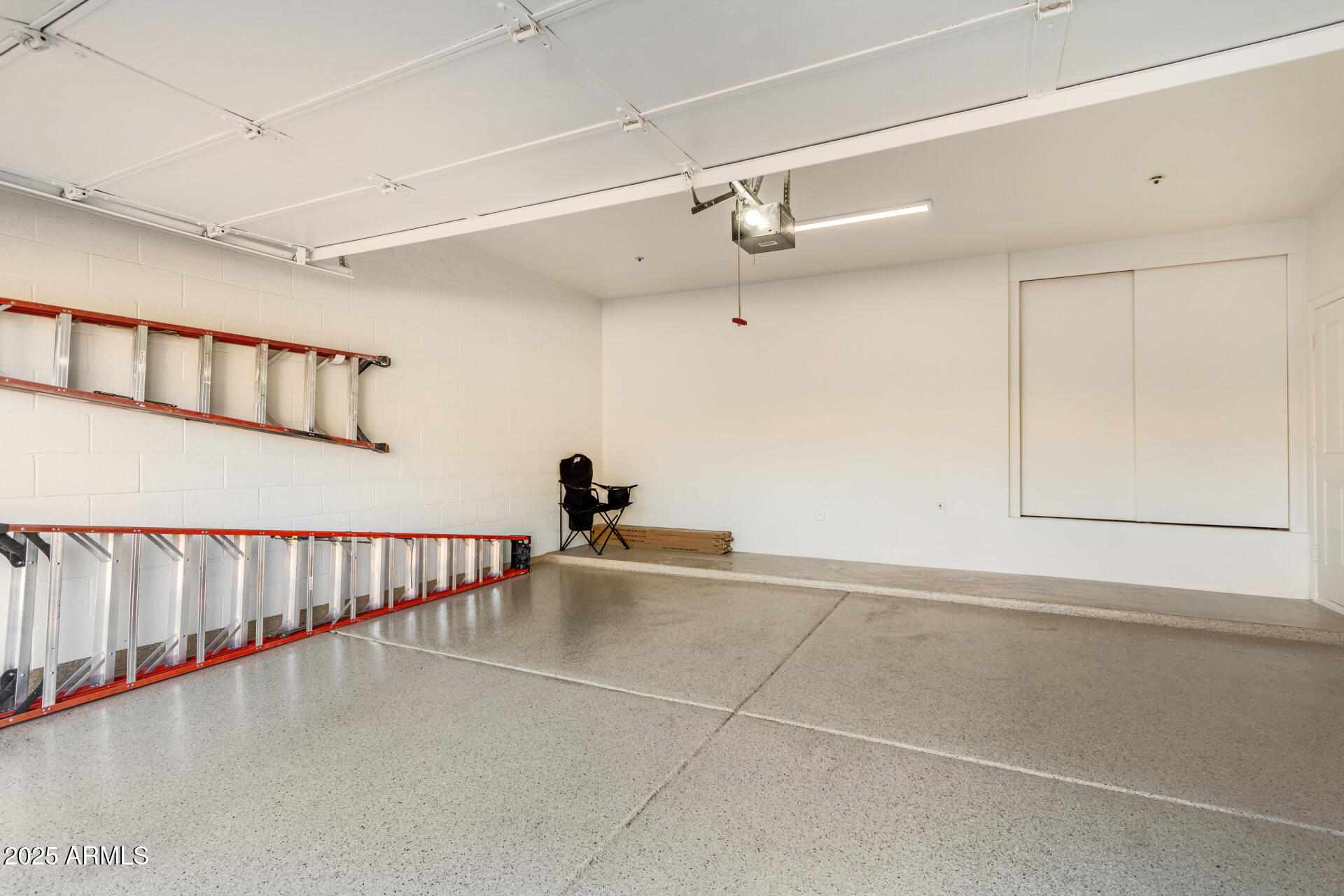 7955 East Chaparral Road, Unit 122 Scottsdale, AZ 85250 - Photo 21 of 29 a view of an empty room with a window
