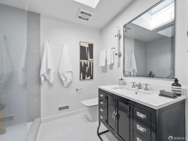 $1,995,000 | 136 Bradford Street, San Francisco, CA 94110