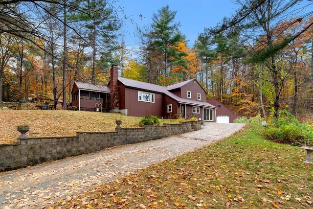$525,000 | 415 Savage Road, Milford, NH 03055