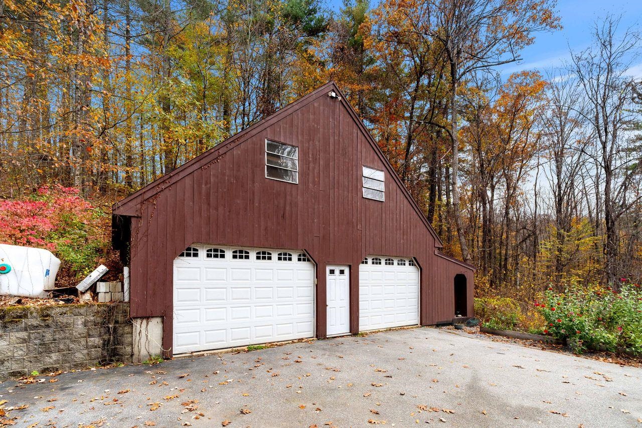 415 Savage Road Milford, NH 03055 - Photo 3 of 23