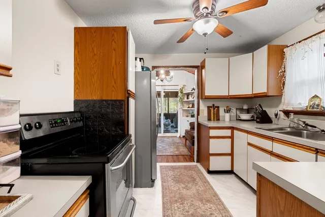 $525,000 | 415 Savage Road, Milford, NH 03055