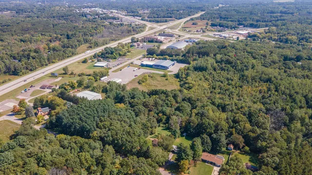 $314,900 | E2059 North Westgate Acres Road, Waupaca, WI 54981