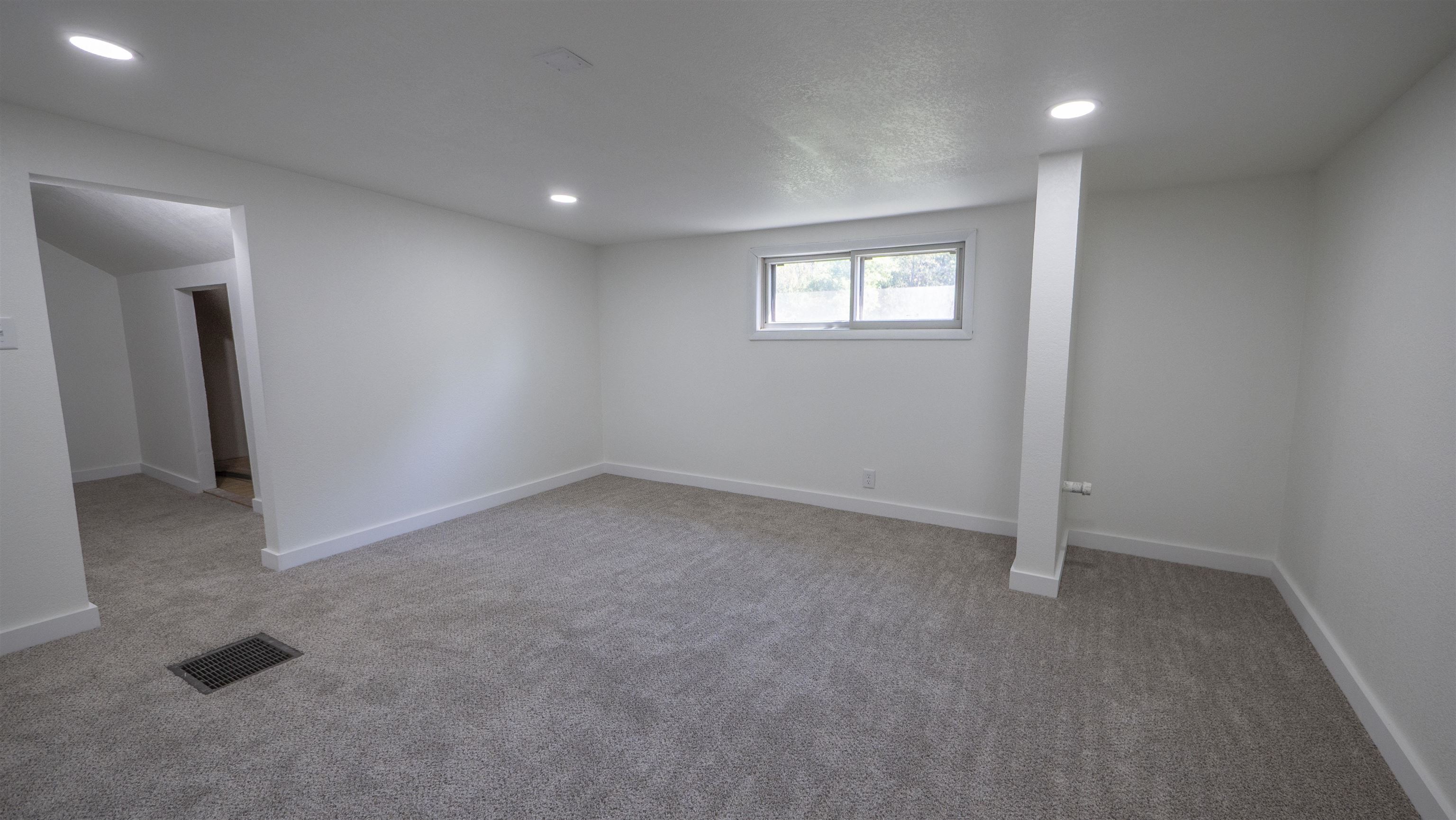 E2059 North Westgate Acres Road Waupaca, WI 54981 - Photo 28 of 36