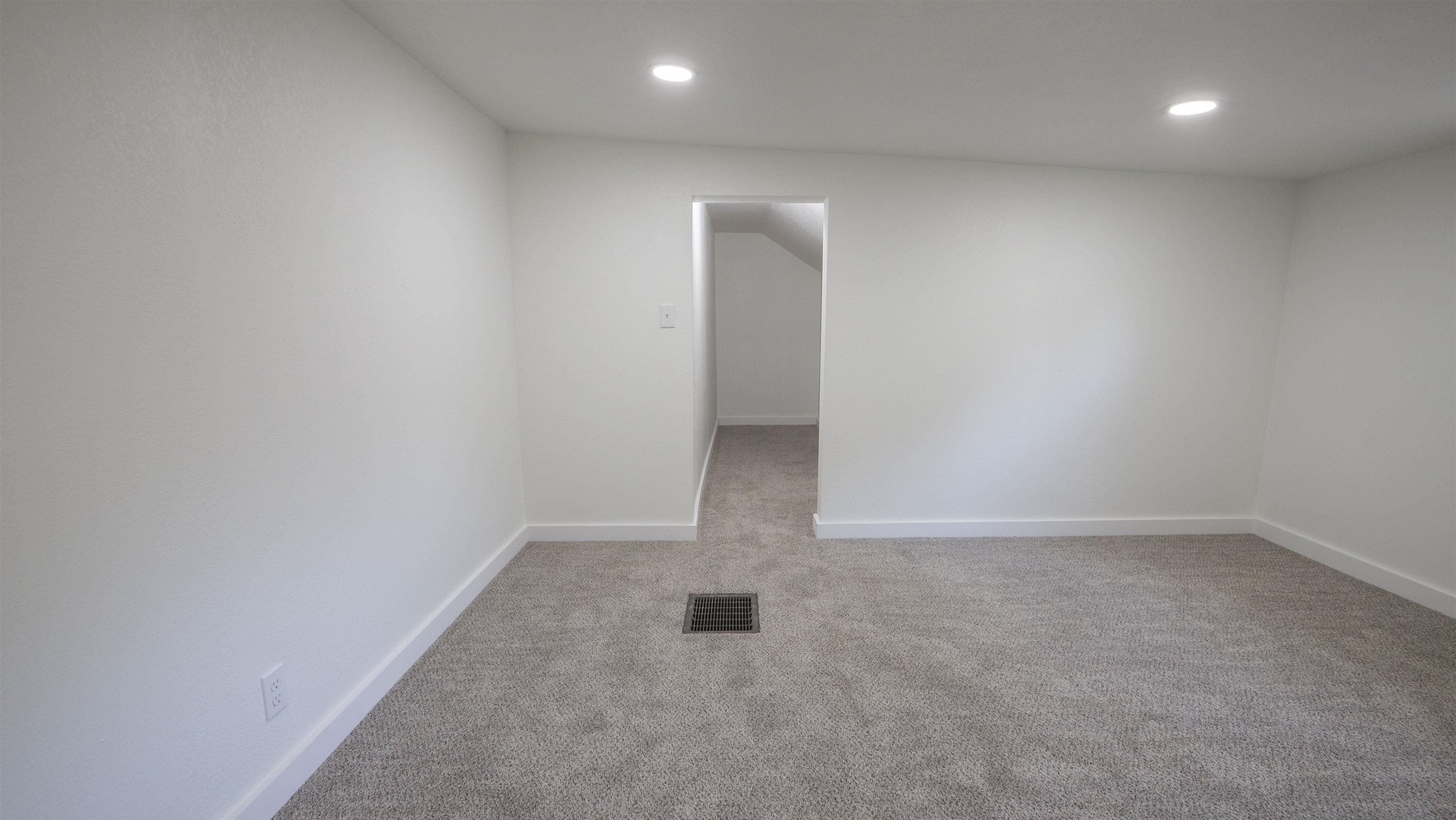 E2059 North Westgate Acres Road Waupaca, WI 54981 - Photo 29 of 36