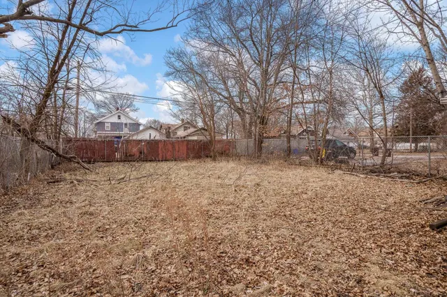 $60,000 | 2207 7th Street, Rockford, IL 61104