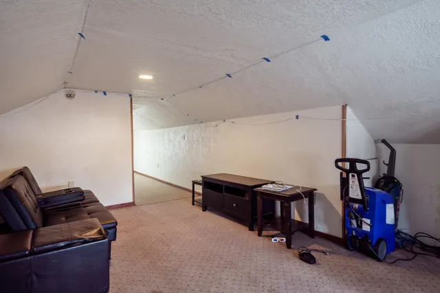 $60,000 | 2207 7th Street, Rockford, IL 61104