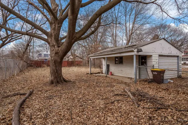 $60,000 | 2207 7th Street, Rockford, IL 61104