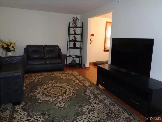 $279,000 | 132 June Road, Tonawanda, NY 14217