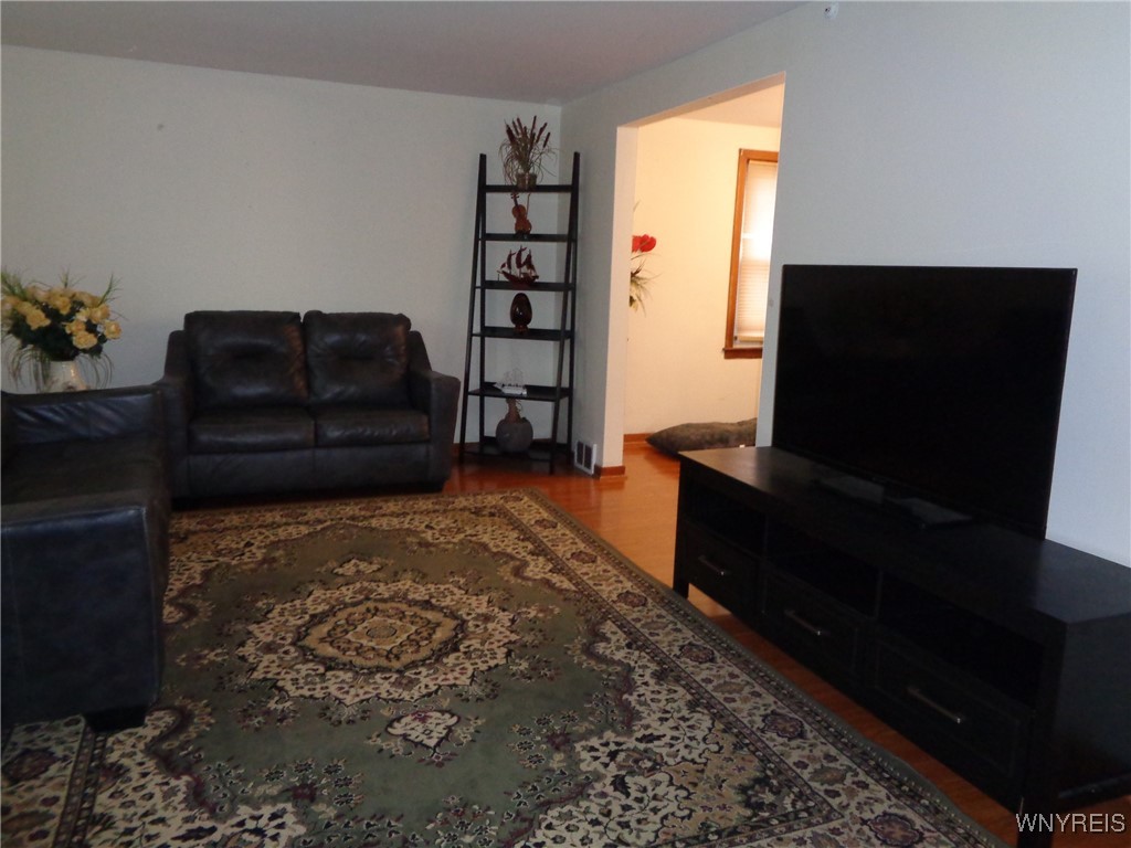 132 June Road Tonawanda, NY 14217 - Photo 25 of 44 Gallery Image 25