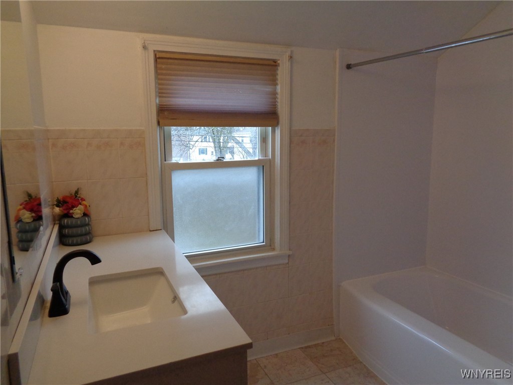 132 June Road Tonawanda, NY 14217 - Photo 28 of 44 Gallery Image 28