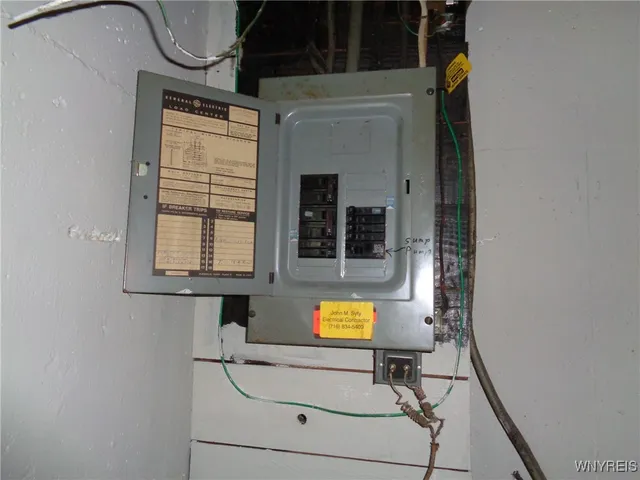 $279,000 | 132 June Road, Tonawanda, NY 14217