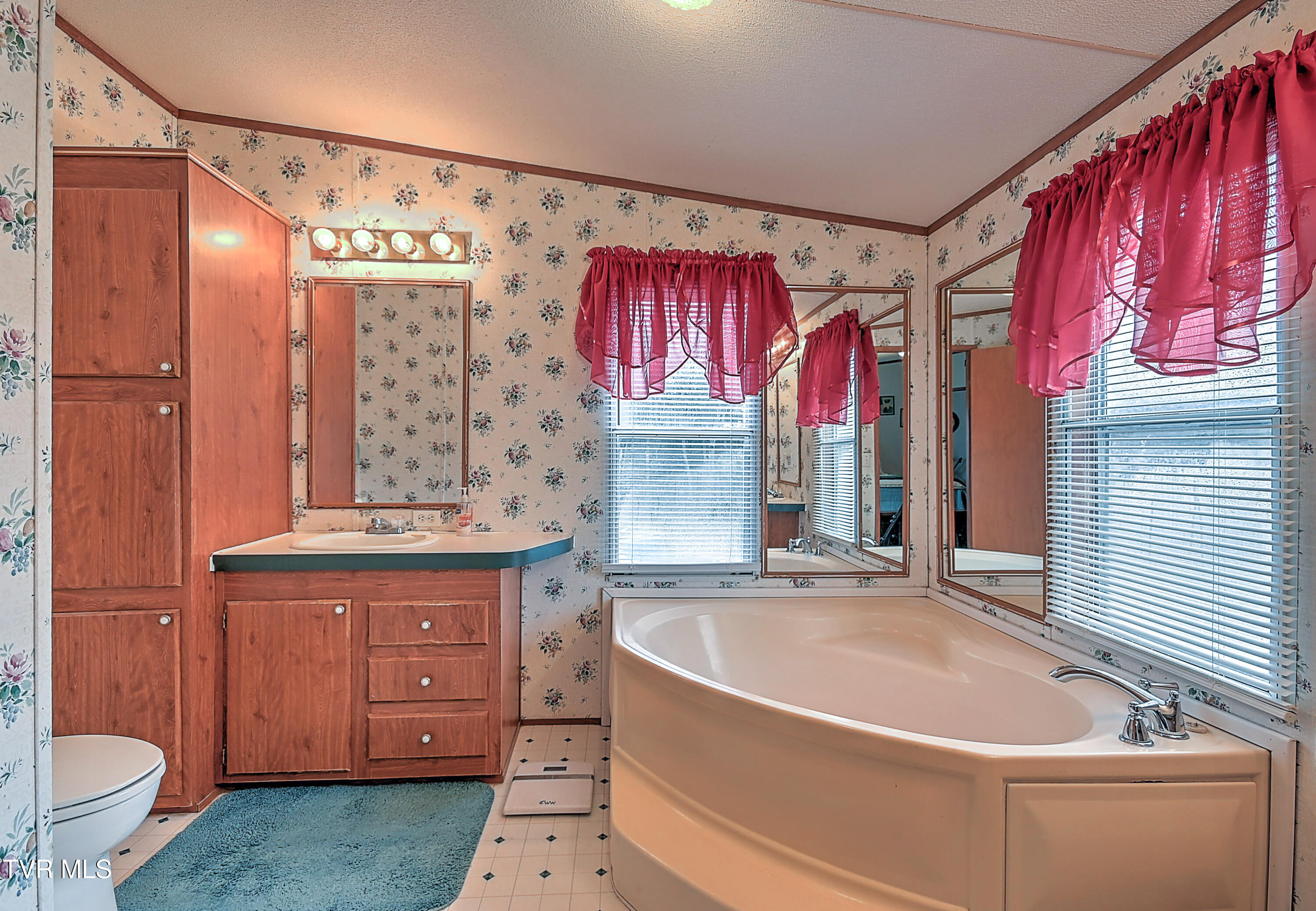 715 Links Mill Road Greeneville, TN 37743 - Photo 29 of 46 715 Links Mill RD - SMiller-20