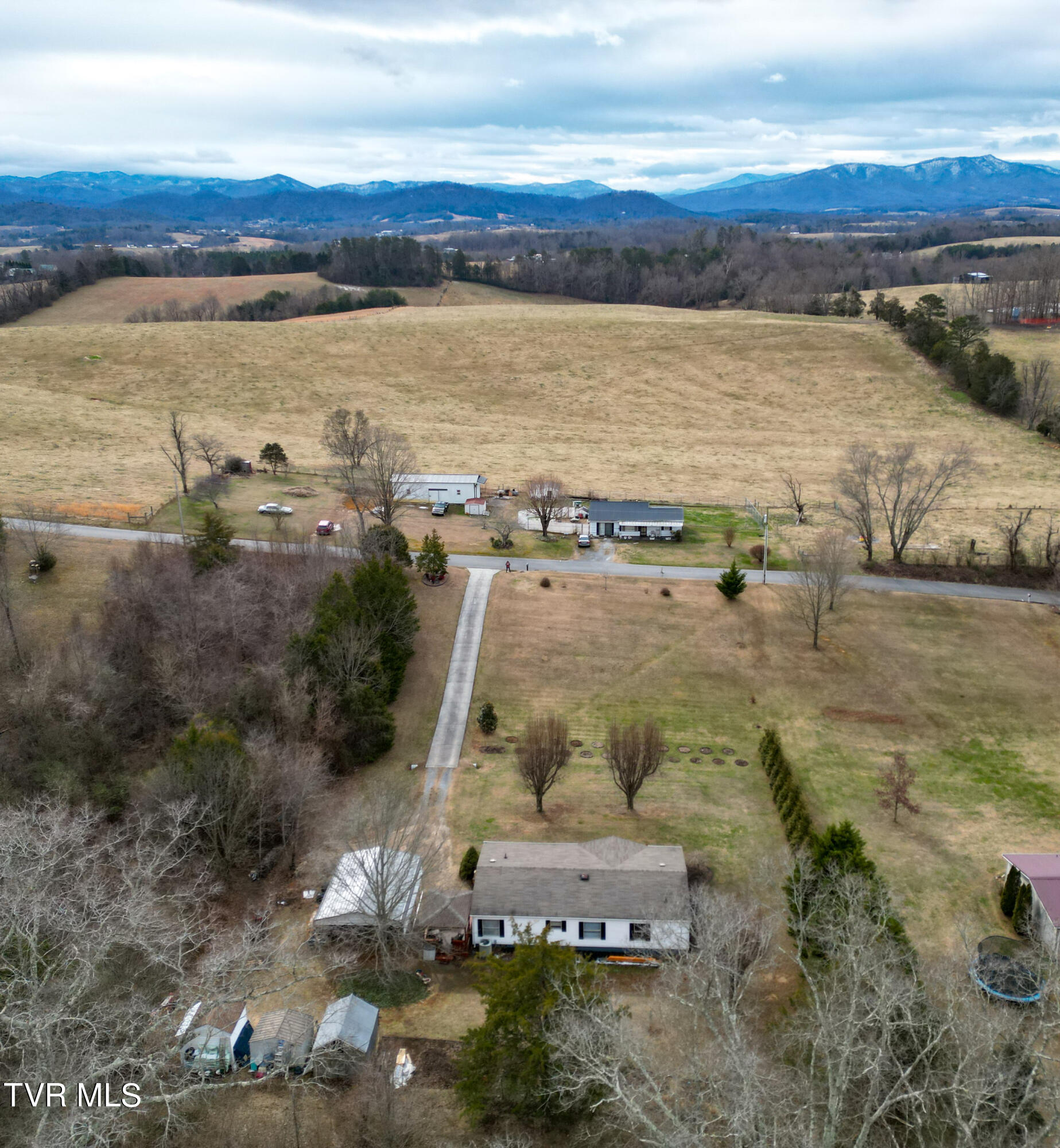 715 Links Mill Road Greeneville, TN 37743 - Photo 39 of 46 715 Links Mill RD - Drone-SMiller-10
