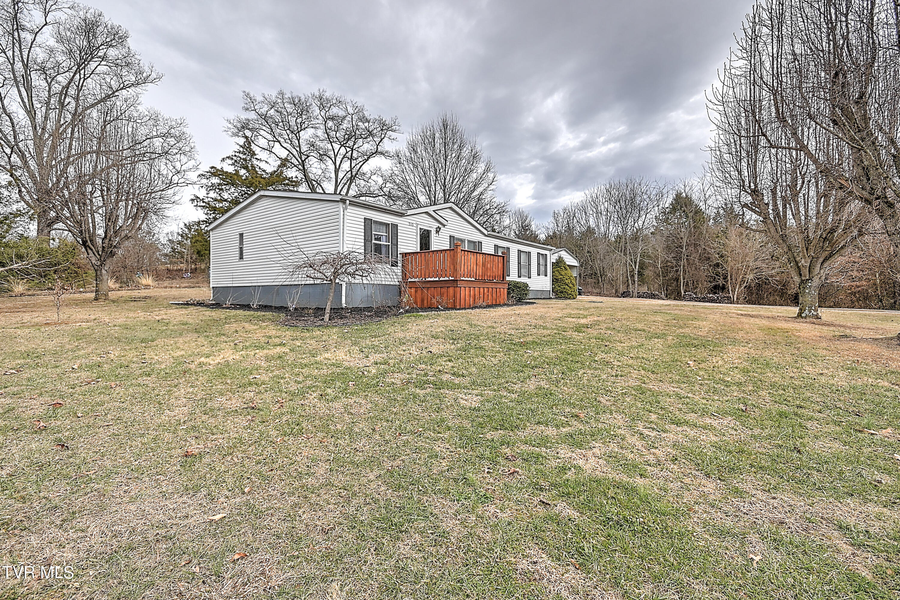 715 Links Mill Road Greeneville, TN 37743 - Photo 5 of 46 715 Links Mill RD - SMiller-30