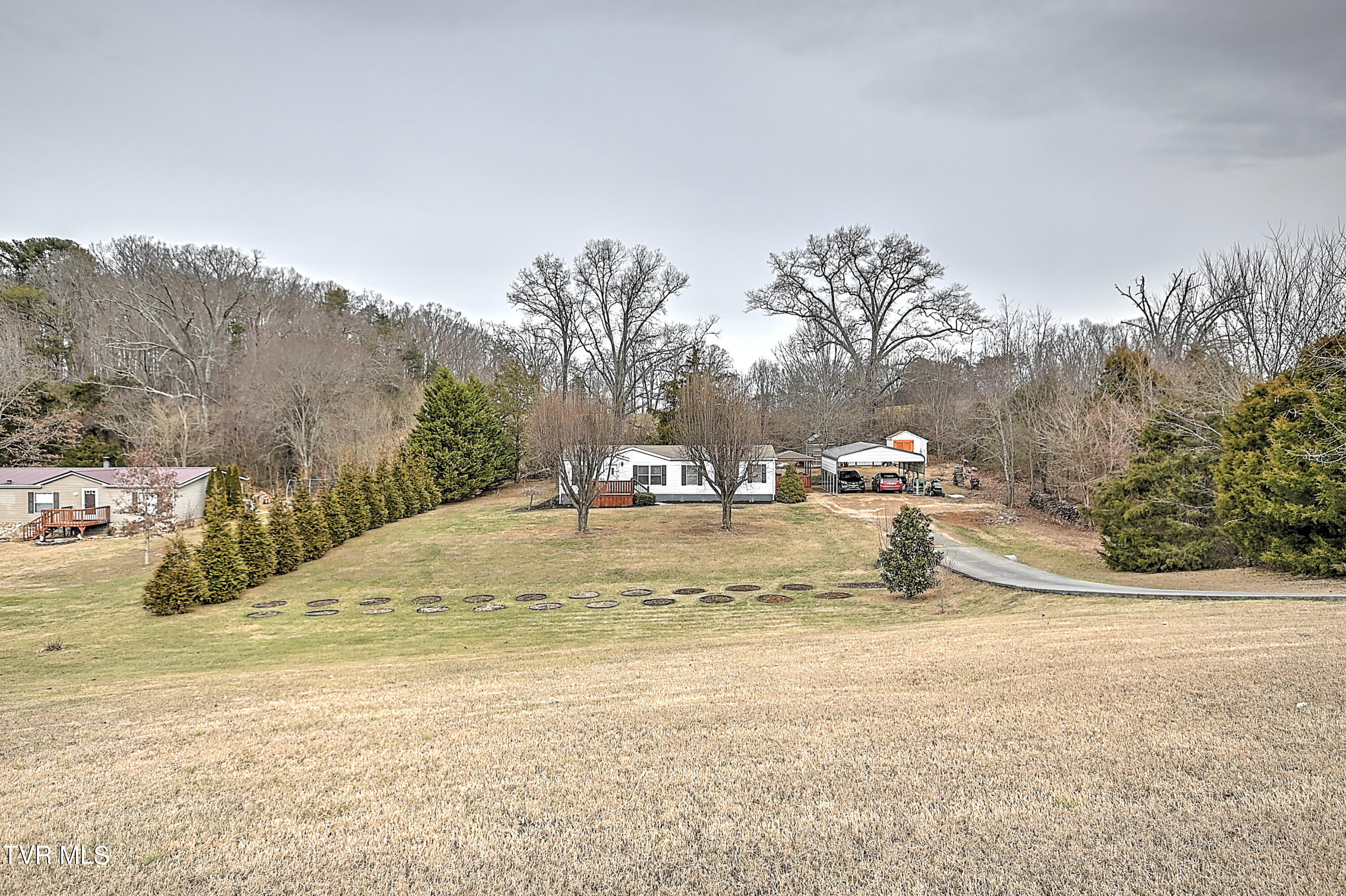 715 Links Mill Road Greeneville, TN 37743 - Photo 7 of 46 715 Links Mill RD - SMiller-38