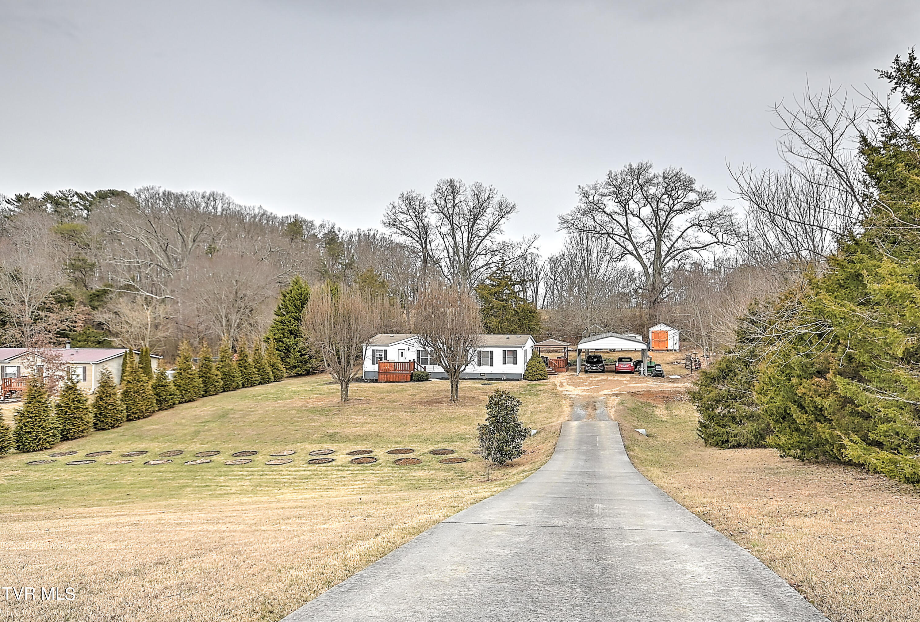 715 Links Mill Road Greeneville, TN 37743 - Photo 8 of 46 715 Links Mill RD - SMiller-37