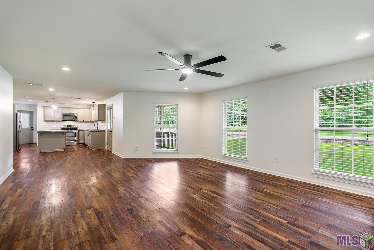 45316 Gold Place Road St. Amant, LA 70774 - Photo 6 of 14
