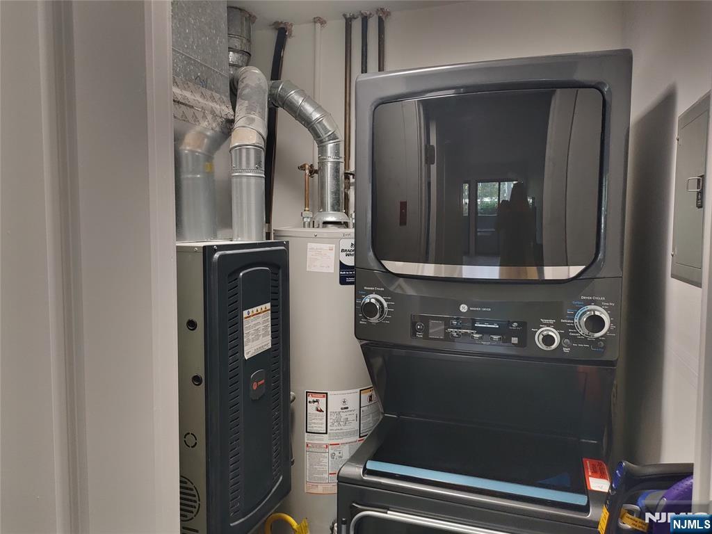 1103 Hilltop Road Mahwah, NJ 07430 - Photo 14 of 17 a view of closet