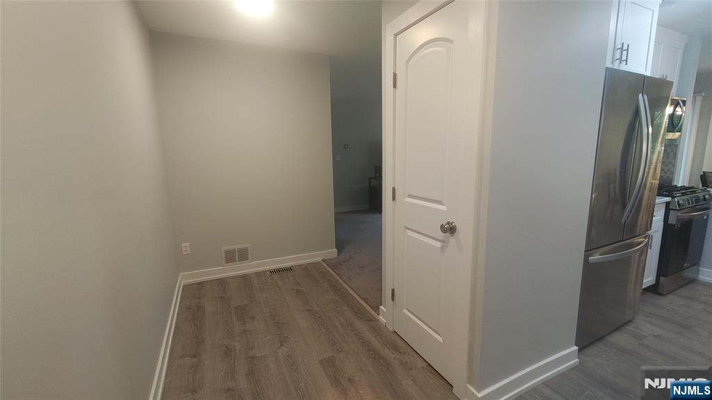 1103 Hilltop Road Mahwah, NJ 07430 - Photo 3 of 17