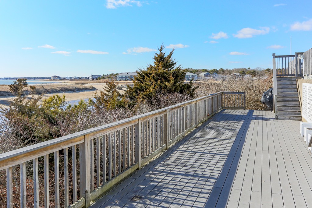 9 Windemere Road, Unit D Yarmouth, MA 02673 - Photo 12 of 16 Gallery Image 12