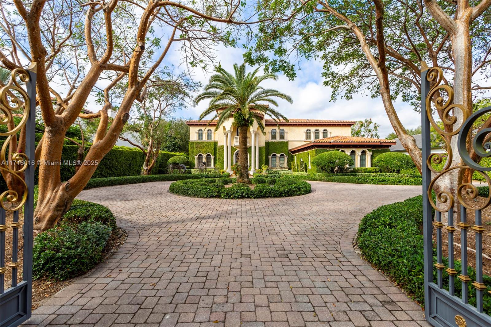 9940 West Suburban Drive Pinecrest, FL 33156 - Photo 3 of 52