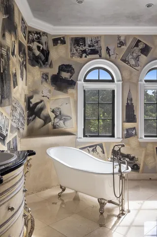 $6,500,000 | 9940 West Suburban Drive, Pinecrest, FL 33156