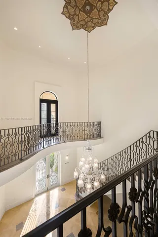 $6,500,000 | 9940 West Suburban Drive, Pinecrest, FL 33156