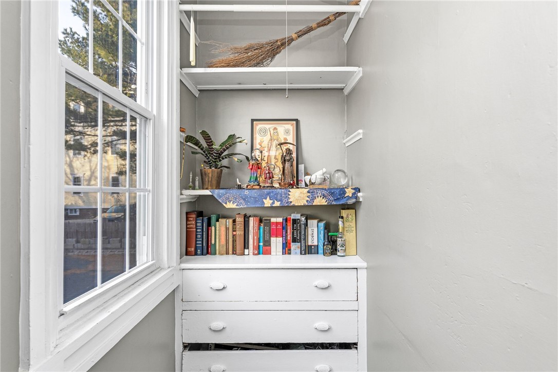 65 Arnold Street Providence, RI 02906 - Photo 25 of 37