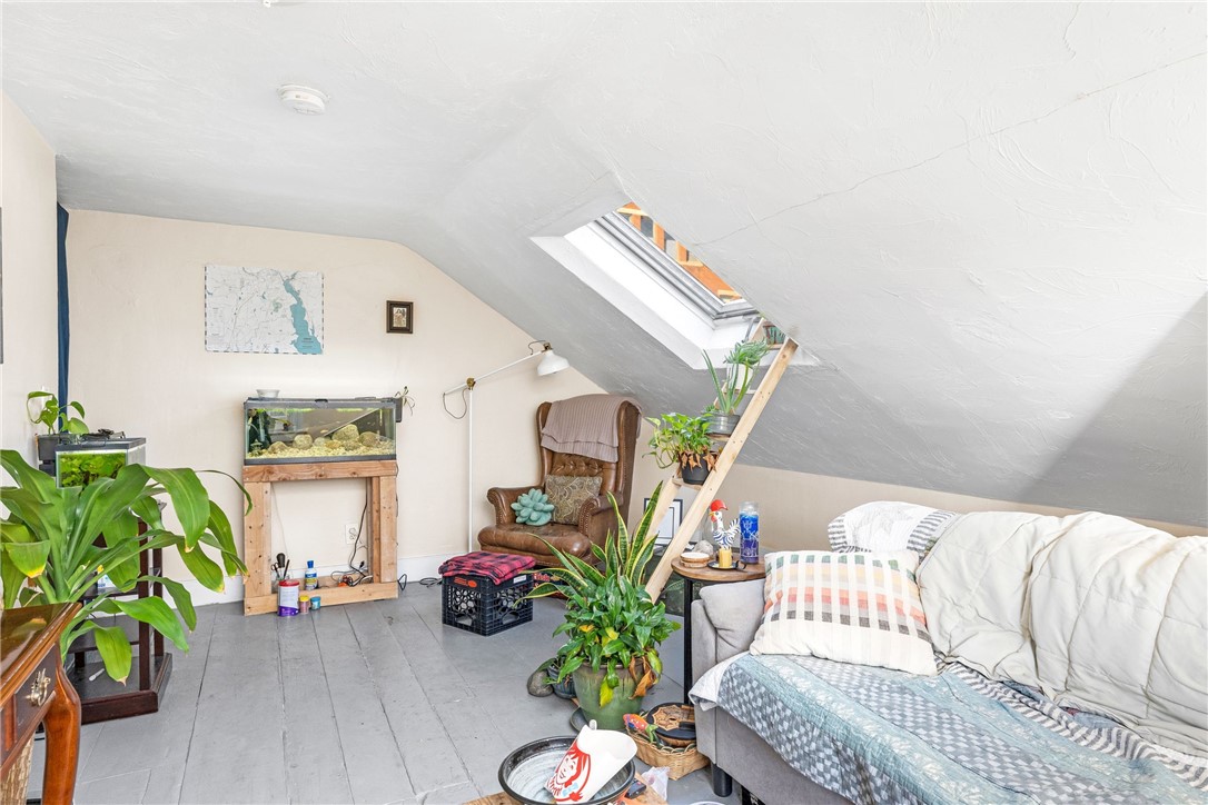 65 Arnold Street Providence, RI 02906 - Photo 29 of 37