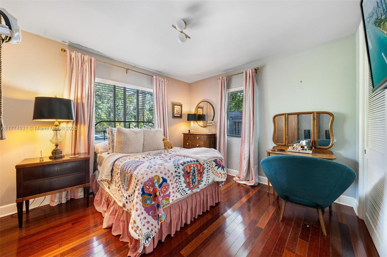 2210 Overbrook Street Miami, FL 33133 - Photo 20 of 26 a bedroom with bed and window