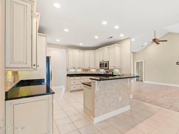 $850,000 | 502 Tradewind Court, North Myrtle Beach, SC 29582