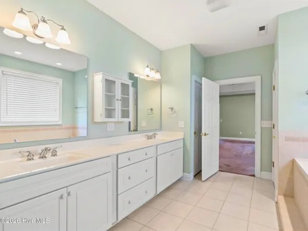 $850,000 | 502 Tradewind Court, North Myrtle Beach, SC 29582