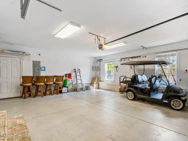 $850,000 | 502 Tradewind Court, North Myrtle Beach, SC 29582