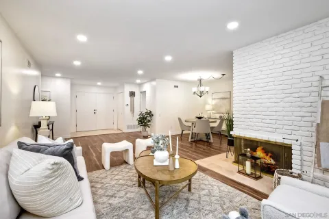 $949,000 | 12085 Calle De Maria, San Diego, CA 92128