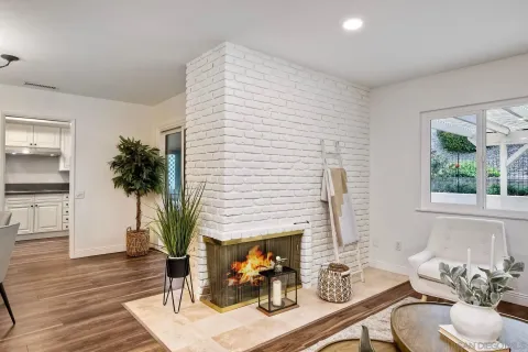 $949,000 | 12085 Calle De Maria, San Diego, CA 92128