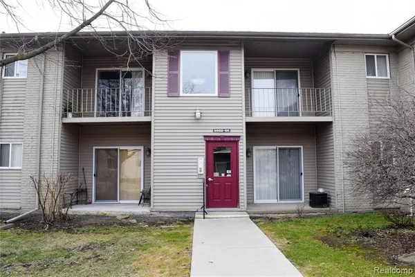 $1,100 | 9960 Allen Pointe Drive, Unit 9960, Allen Park, MI 48101