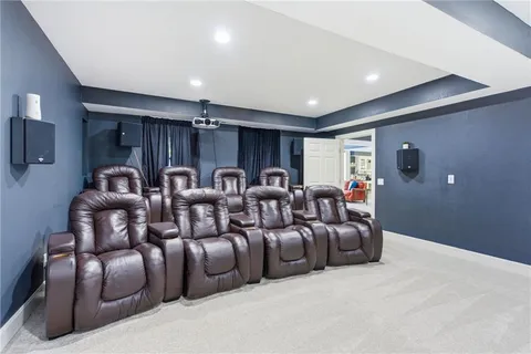 $899,950 | 4407 North Mulberry Drive, Kansas City, MO 64116