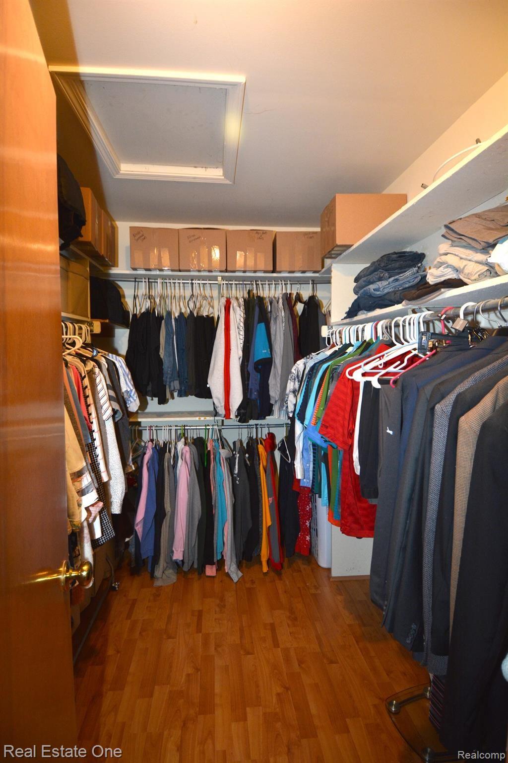 44858 Danbury Road Canton, MI 48188 - Photo 19 of 25 Master Walk In Closet