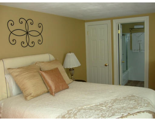 108 Eton Road Longmeadow, MA 01106 - Photo 16 of 22 Gallery Image 16