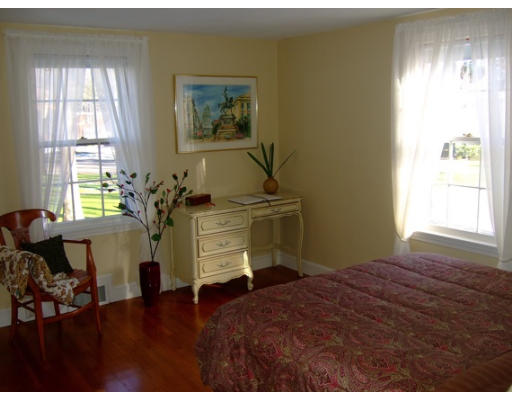 108 Eton Road Longmeadow, MA 01106 - Photo 19 of 22 Gallery Image 19
