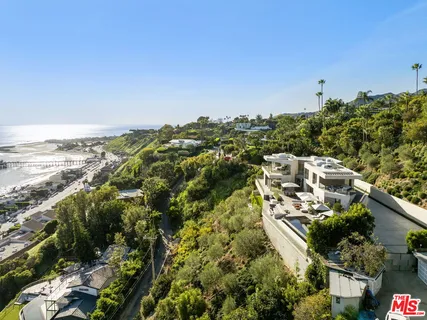 $30,000,000 | Undisclosed Address, Malibu, CA 90265