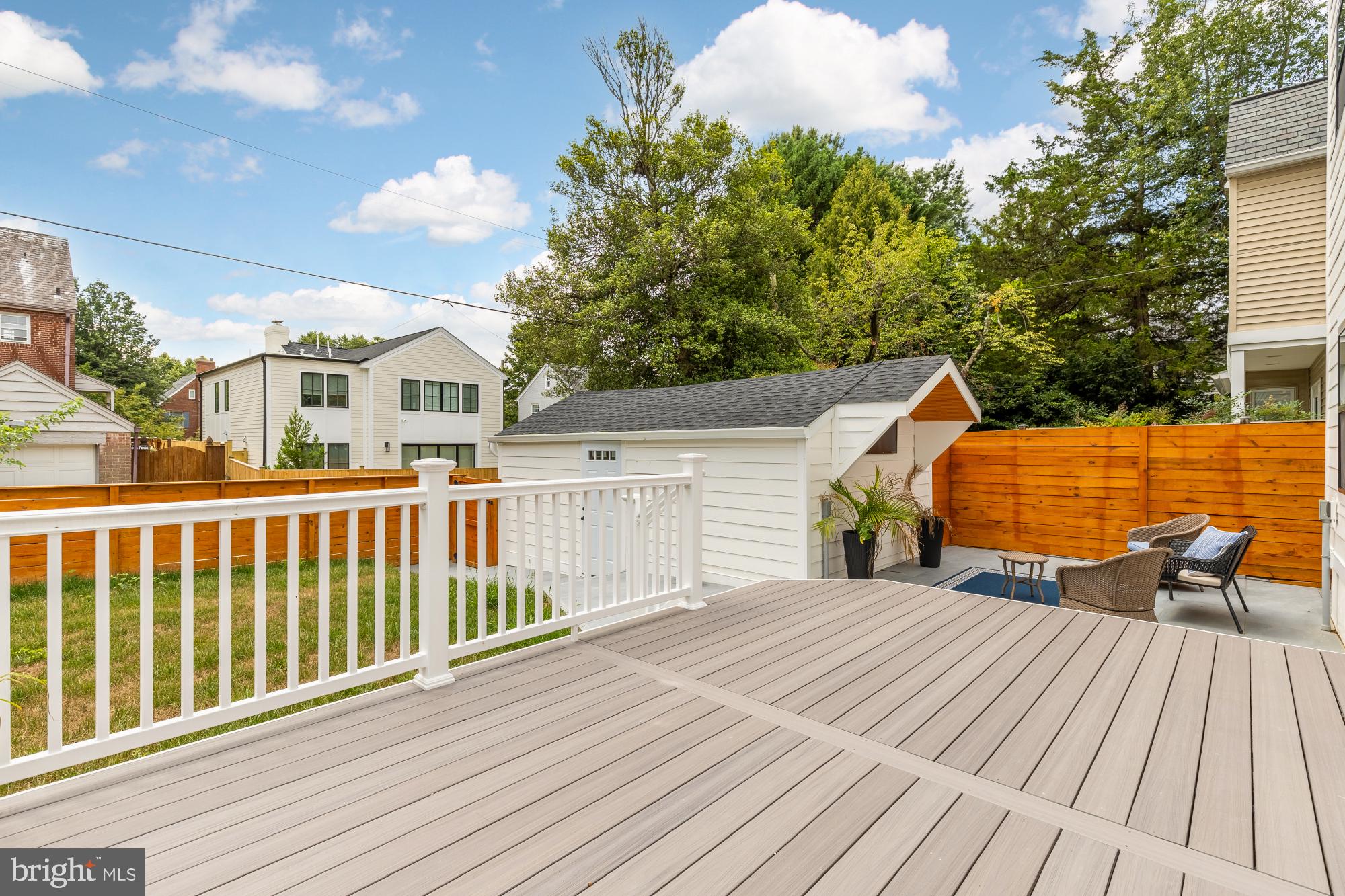 4324 Yuma Street Northwest Washington, DC 20016 - Photo 20 of 56 Deck & backyard