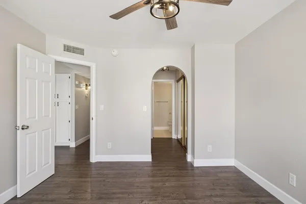 $1,850 | 1905 East University Drive, Unit 210, Tempe, AZ 85288