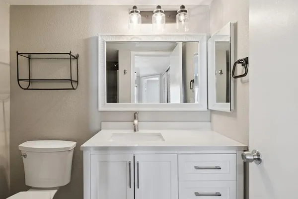 $1,850 | 1905 East University Drive, Unit 210, Tempe, AZ 85288