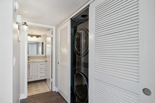 $1,850 | 1905 East University Drive, Unit 210, Tempe, AZ 85288