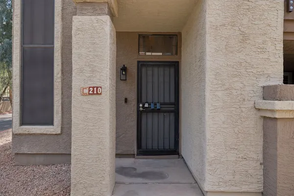 $1,850 | 1905 East University Drive, Unit 210, Tempe, AZ 85288