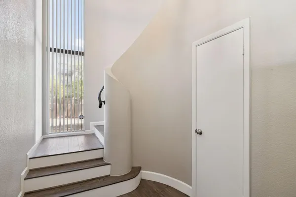 $1,850 | 1905 East University Drive, Unit 210, Tempe, AZ 85288